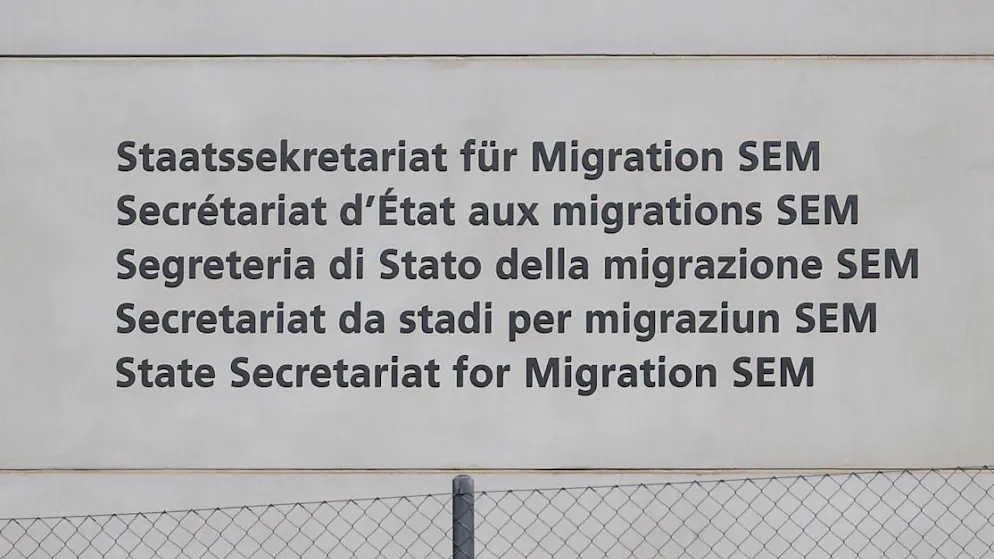 La Segreteria di Stato della migrazione (SEM) ha fornito oggi alcune precisazioni sulla sospensione delle procedure concernenti i richiedenti l'asilo siriani