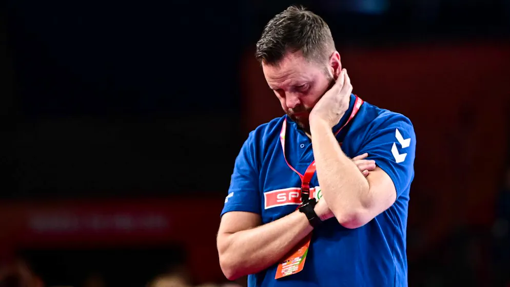 Les joueuses du coach norvégien Knut Ove Joa se sont inclinées 40-24 devant la Norvège.