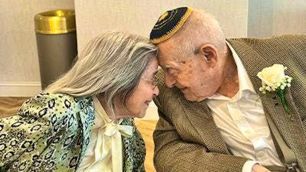 Marjorie Fiterman and Bernie Littman are the oldest newlyweds in the world.
