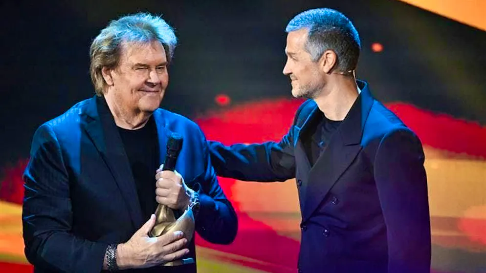 Howard Carpendale and his son Wayne spoke in an interview about the worst time in the singer's life.