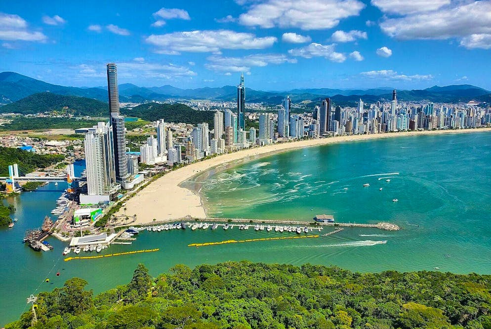 The Brazilian coastal town of Balneário Camboriú is known for its skyscrapers. One of them was the undoing of futsal player Carol Oliveira.