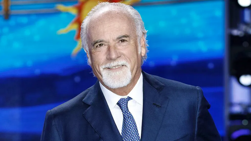 Palinsesti Mediaset. Striscia la notizia chiude? Ricci risponde a Berlusconi: «Sono tranquillissimo»