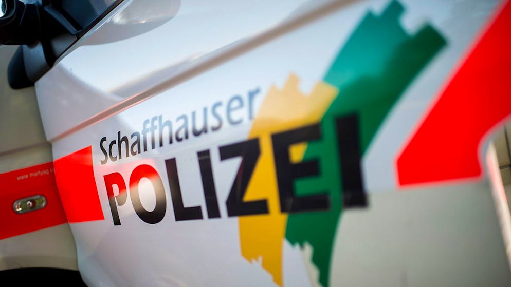 Bei einer Auseinandersetzung am Bahnhof Schaffhausen wurde am Donnerstagabend ein 30-jähriger Afghane verletzt, wie die Schaffhauser Polizei mitteilte. (Symbolbild)