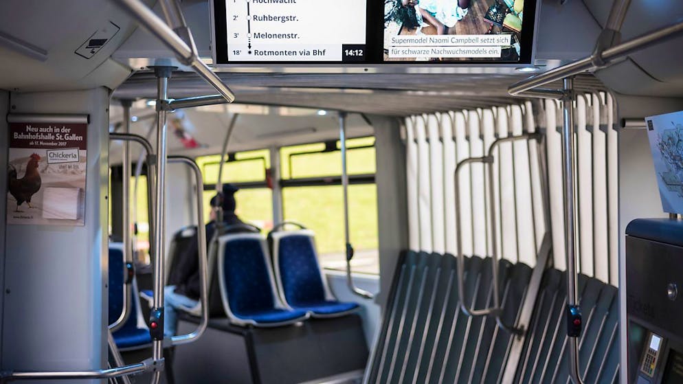 Die St. Galler Verkehrsbetriebe schreiben die Beschaffung von Elektrobussen neu aus. (Archivbild)