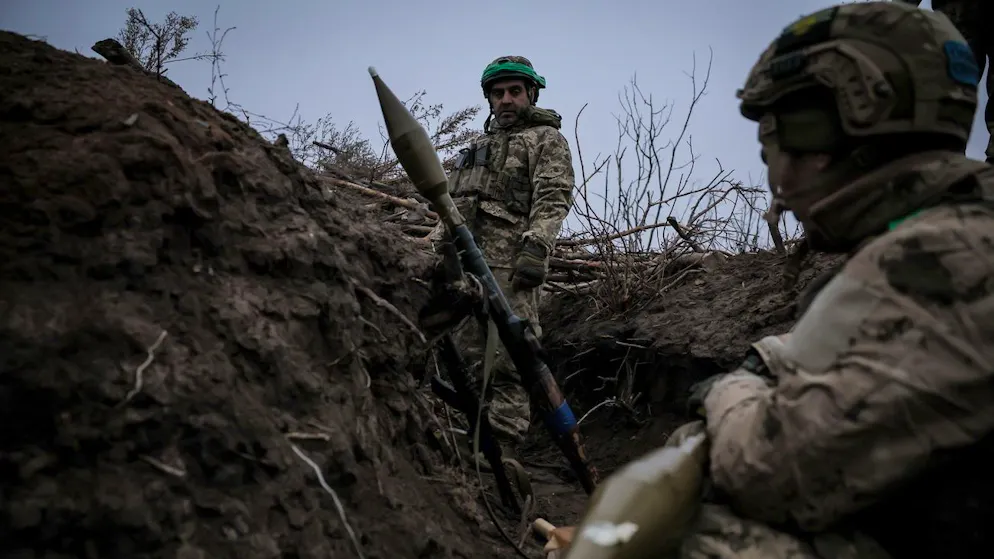 Ukrainische Soldaten nehmen an einer Übung im Gebiet Donetsk teil. (29. November 2024)