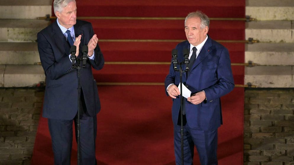 Passation des pouvoirs. Le nouveau Premier ministre François Bayrou face à «un Himalaya» de difficultés