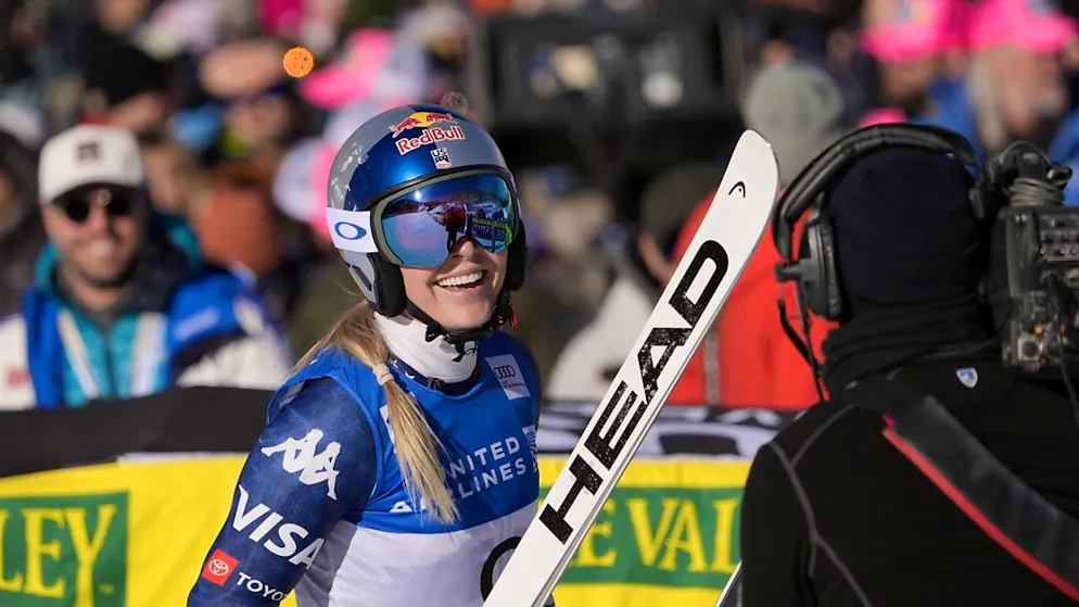 Lindsey Vonn bereits wieder auf Top-10-Niveau - Gallery. Lindsey Vonn freut sich, wieder im Weltcup fahren zu können