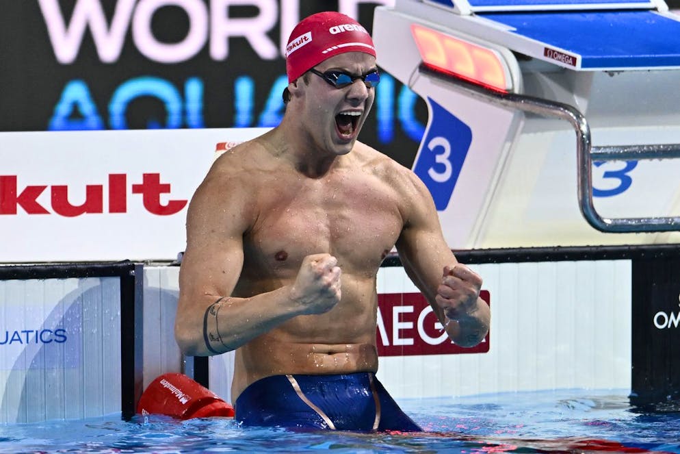 Uno strepitoso Noè Ponti è d'oro anche nei 100 metri delfino con tanto di record del mondo.