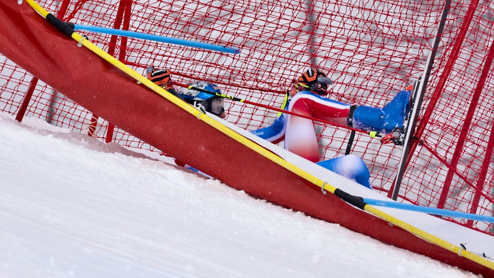 Coup de froid à Val d'Isère !. Lourde chute et incertitude pour le héros local Clément Noël