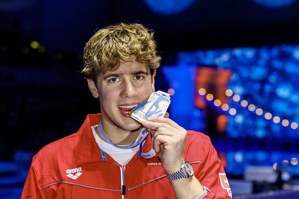 I fatti più importanti per la Svizzera e il Ticino nel 2024. Dal 10 al 14 dicembre si tengono a Budapest, in Ungheria, i Mondiali di Nuoto in Vasca corta. Per il gambarognese Noè Ponti è la settimana che lo proietta nell'olimpo non solo dello sporto elvetico ma del globo terracueo. Vince tutte le sue gare, mettendosi al collo tre ori. Inoltre ha abbassato per la terza volta quest'anno il suo record del mondo nei 50 m farfalla a 21 secondi e 43 centesimi.