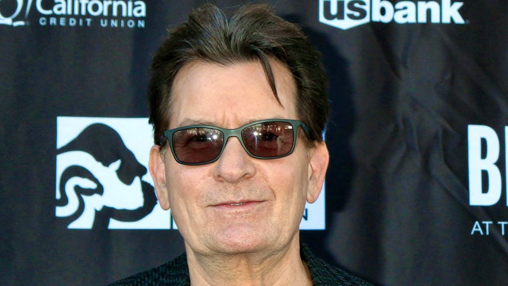 Ecco diverse star che convivono con malattie croniche. Charlie Sheen (59 anni) ha contratto l'HIV nel 2011 e quattro anni dopo ha reso pubblica la malattia nel talk show statunitense «Today Show».