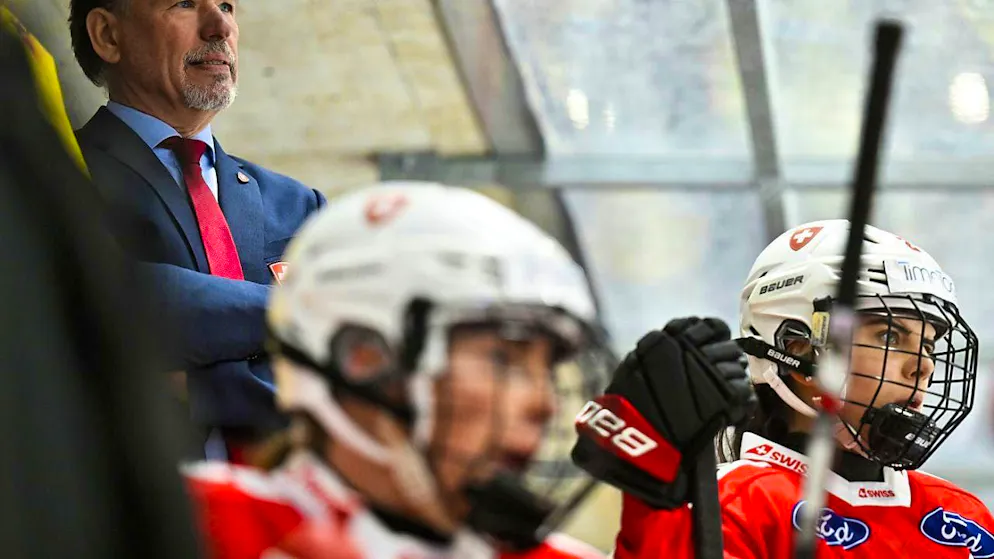 The Swiss women's ice hockey team also lose their third game in Tampere