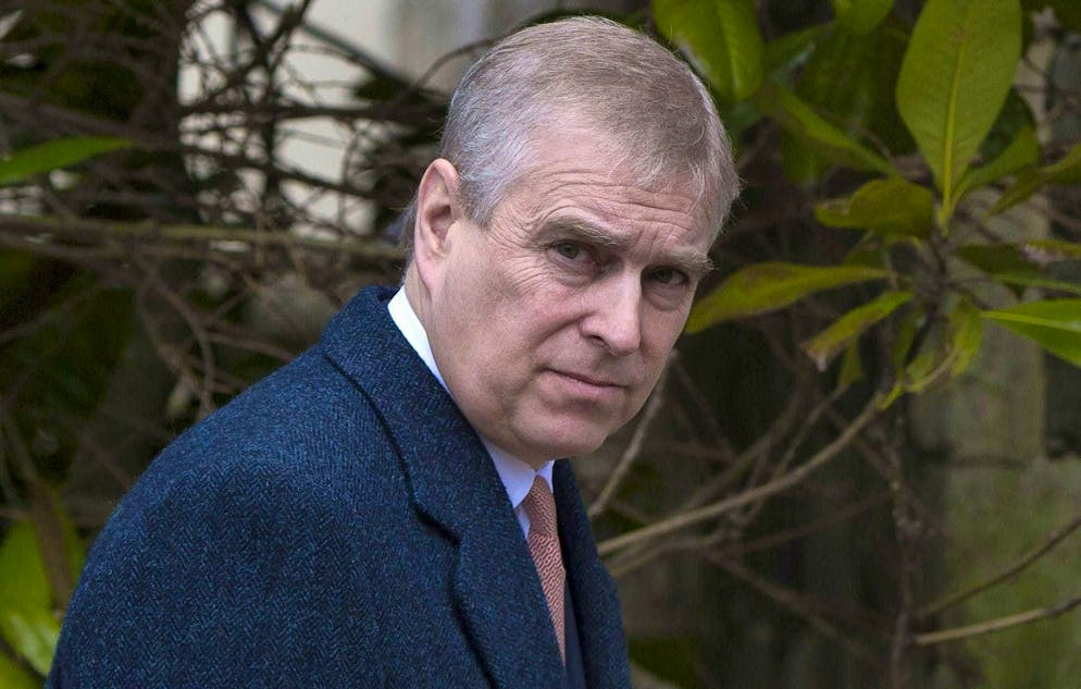 Ecco perché l'ex principe Andrea potrebbe ricevere una somma a sei cifre | blue News