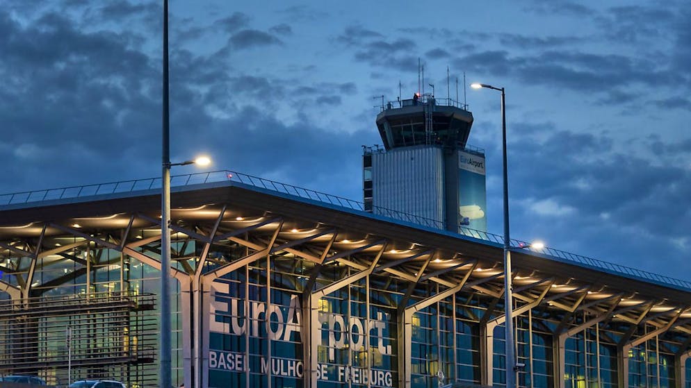 Eine neue Buslinie verbindet nun den Euroairport mit Lörrach. (Archivbild)