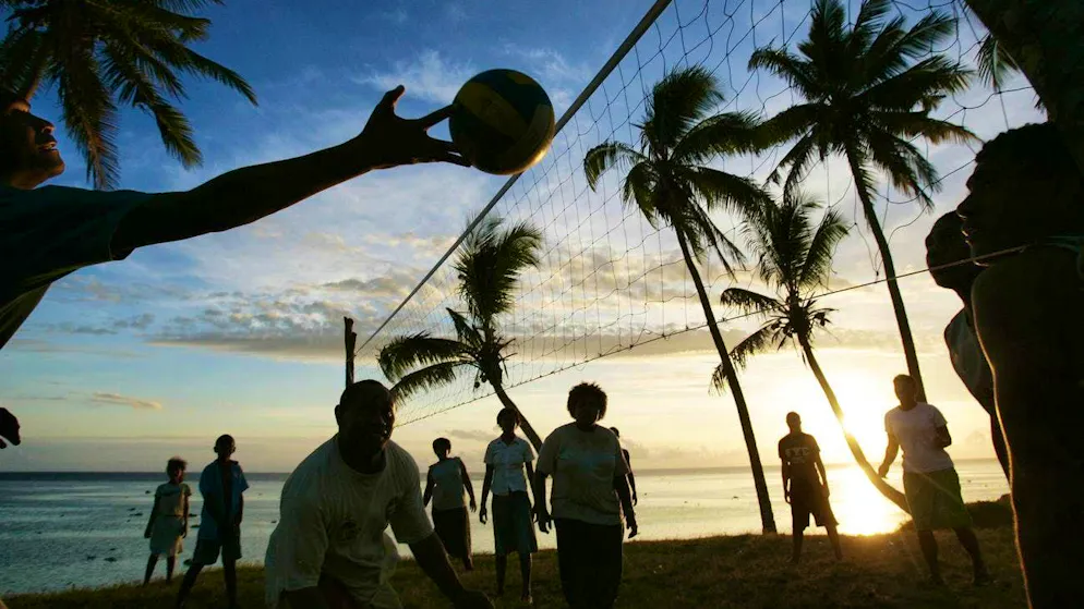 Several tourists in Fiji were taken to hospital with nausea, vomiting and neurological symptoms. (symbolic image)