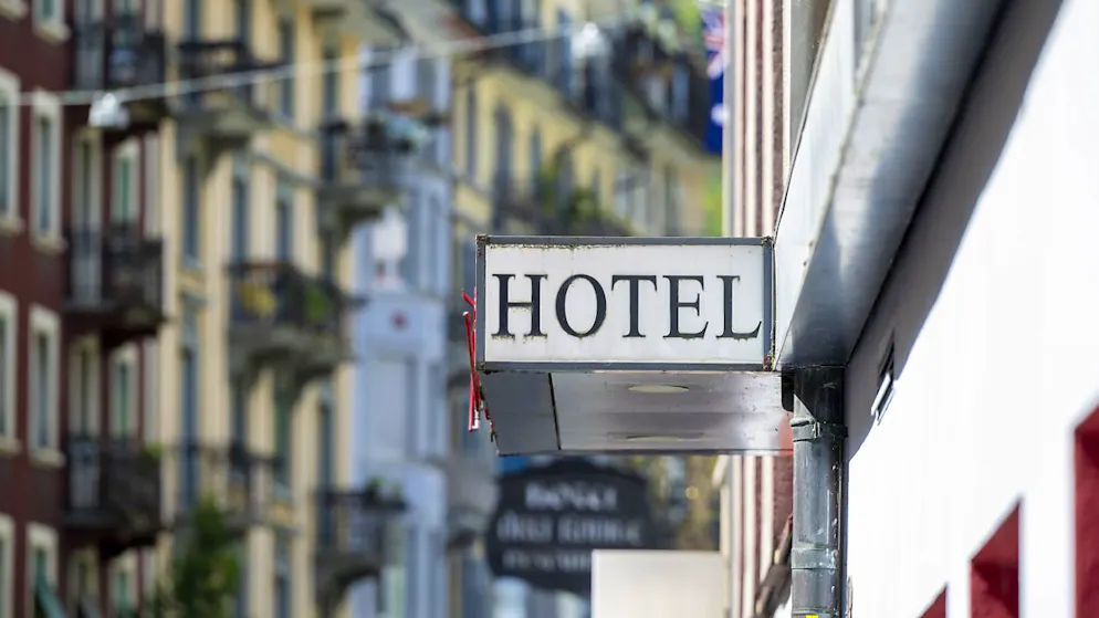 In der Schweiz steuert die Hotellerie mit Blick auf die Logiernächte auf ein Rekordjahr zu. Im Monat November sind diese nach ersten Berechnungen klar angestiegen.(Symbolbild)