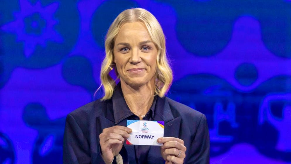 Swiss women open home European Championships against Norway - Gallery. Sweden's record international Caroline Seger drew Norway as Switzerland's opponents