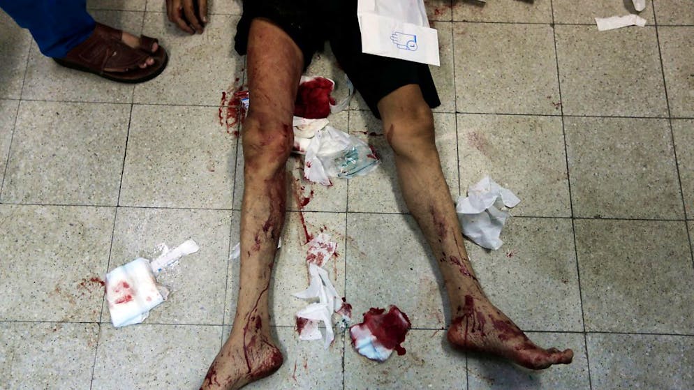 "Les conditions dans l'hôpital sont tout simplement épouvantables", a dénoncé le chef de l'OMS,  expliquant notamment que des "attaques israéliennes récentes ont davantage endommagé l'approvisionnement en oxygène, les générateurs et brisé les fenêtres et portes des chambres des patients".