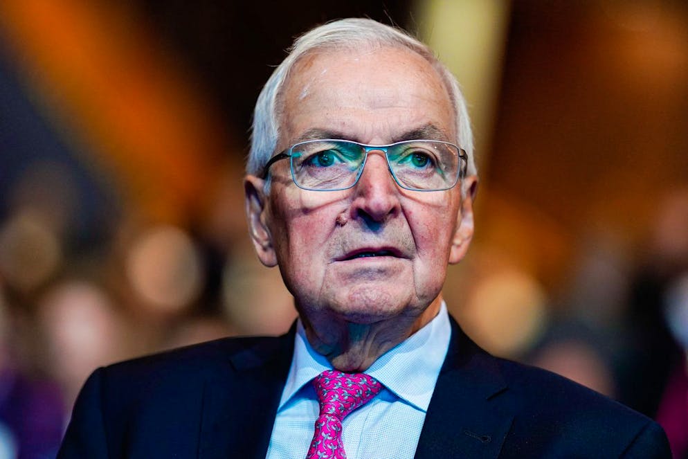 Von diesen Stars mussten wir uns 2024 verabschieden. <strong>08.06. Klaus Töpfer (85):</strong> Der frühere Bundesumweltminister und CDU-Politiker galt als «grünes Gewissen» der Christdemokraten.