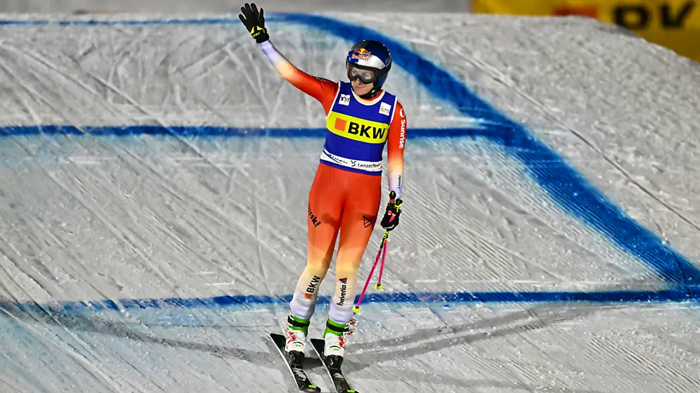 Schweizer Skicrosser in Arosa erneut neben dem Podest - Gallery. Fanny Smith kann nach dem Rencontre mit Saskja Lack im Gegensatz zu ihrer Teamkollegin noch selber ins Ziel fahren