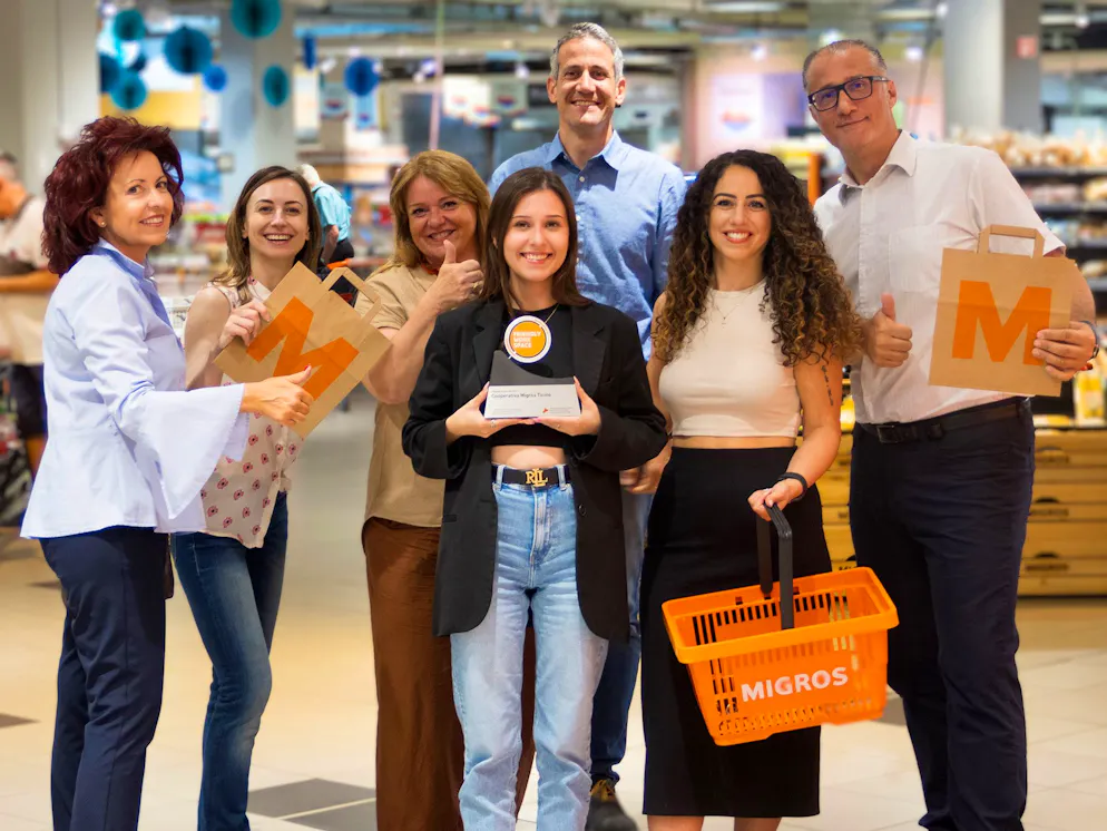 2015 wurde Migros Ticino erstmals mit dem Label «Friendly Work Space» ausgezeichnet. «Seither sind die Anforderungen an die betriebliche Gesundheitsförderung deutlich gestiegen», sagt Rosy Croce (links).
