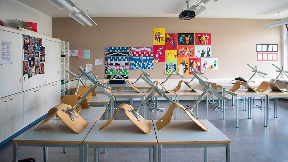 Im Rahmen der Finanzstrategie hat die Baselbieter Regierung eine Reduktion der Stundenpläne der zweiten und dritten Sekundarklassen um zwei Wochenlektionen beschlossen. (Symbolbild)