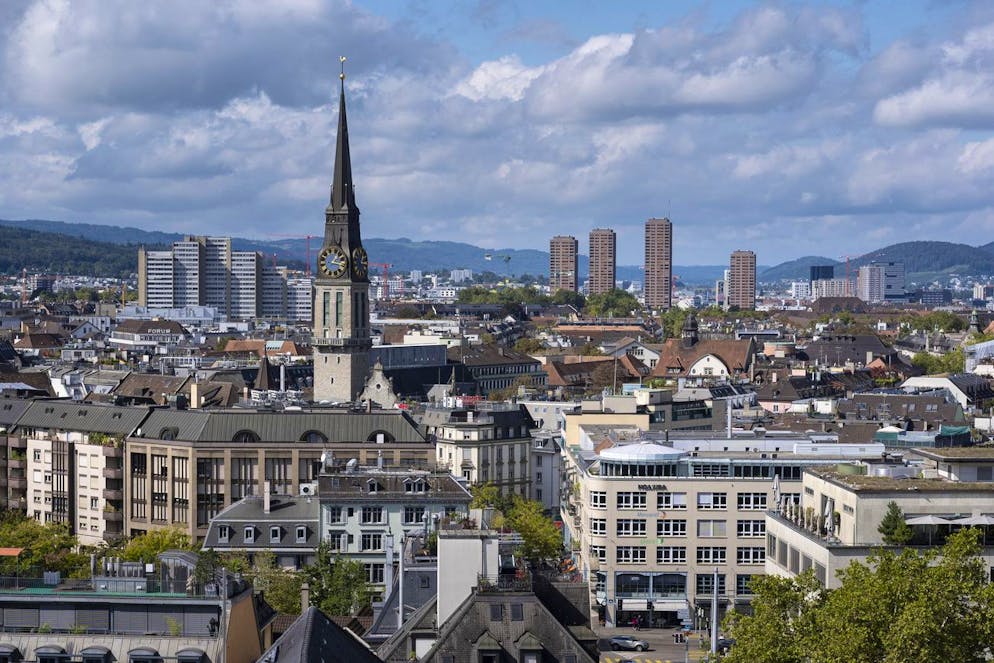 Selon une étude de l’Université de Zurich, de plus en plus d'étudiants sacrifient espace et confort pour tenir face aux loyers qui flambent.
