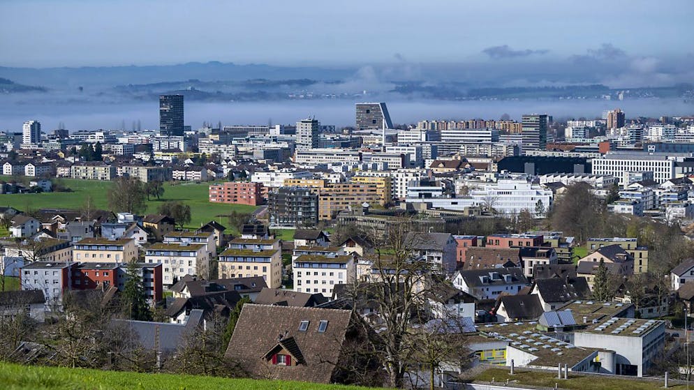 Die Stadt Zug liberalisiert die Vorschriften zur Nutzung des öffentlichen Grundes. (Archivaufnahme)