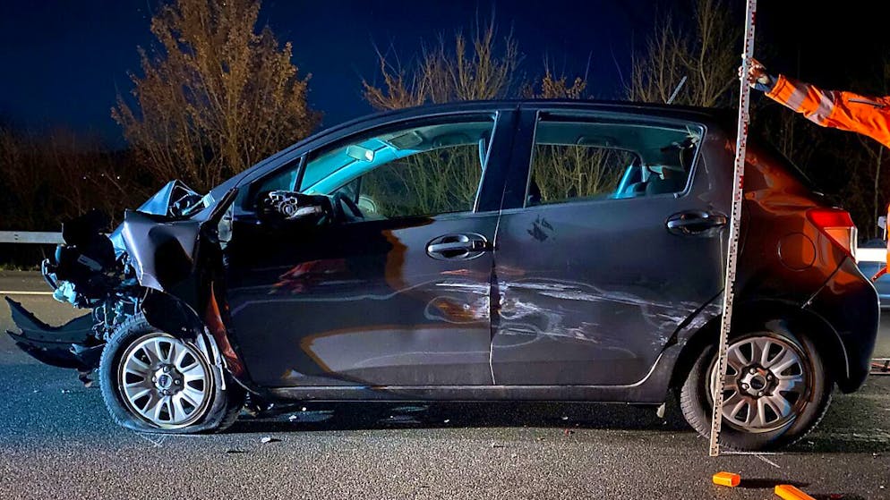 Auf der Autobahn A14 bei der Verzweigung Rütihof ZG ereignete sich am Montagabend ein Unfall.