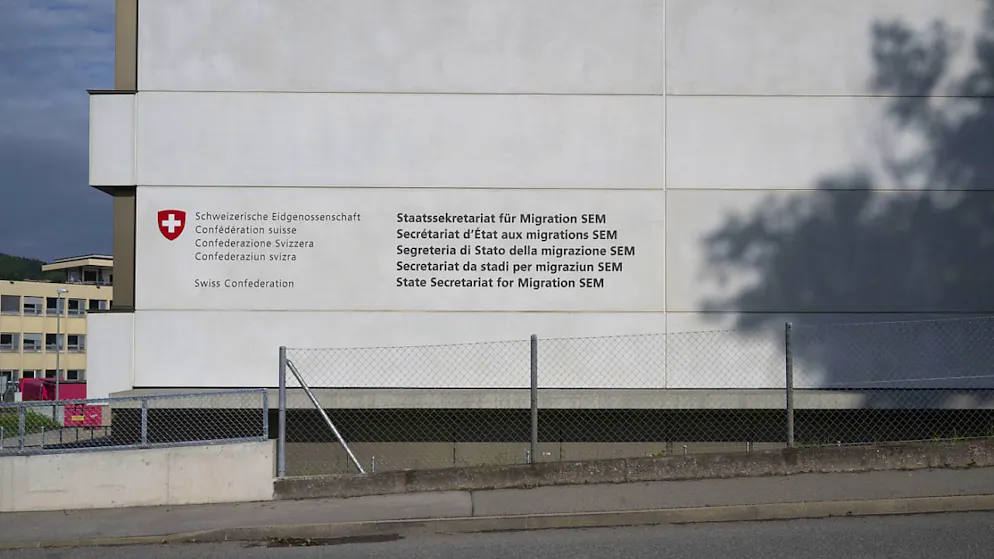 Die Sicherheit in und um Bundesasylzentren soll erhöht werden. Das Parlament will verschiedene Regeln gesetzlich verankern. (Themenbild)