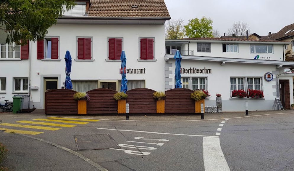 Das Restaurant Feldschlösschen in Wangen bei Olten beherbergte einst eine Entbindungsstation.