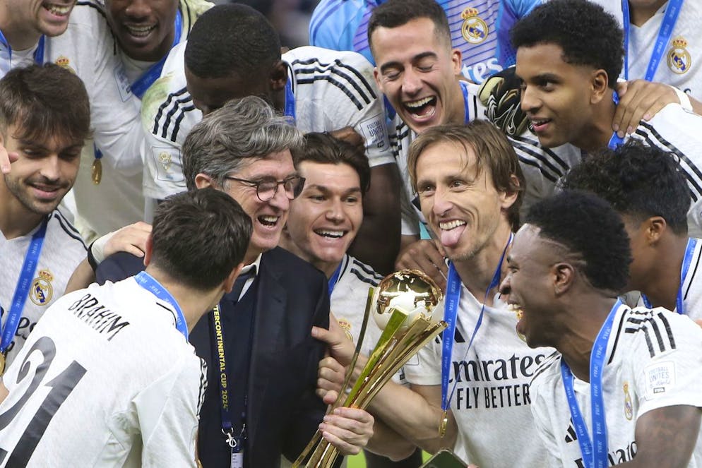 Real Madrid holt einen weiteren Pokal.