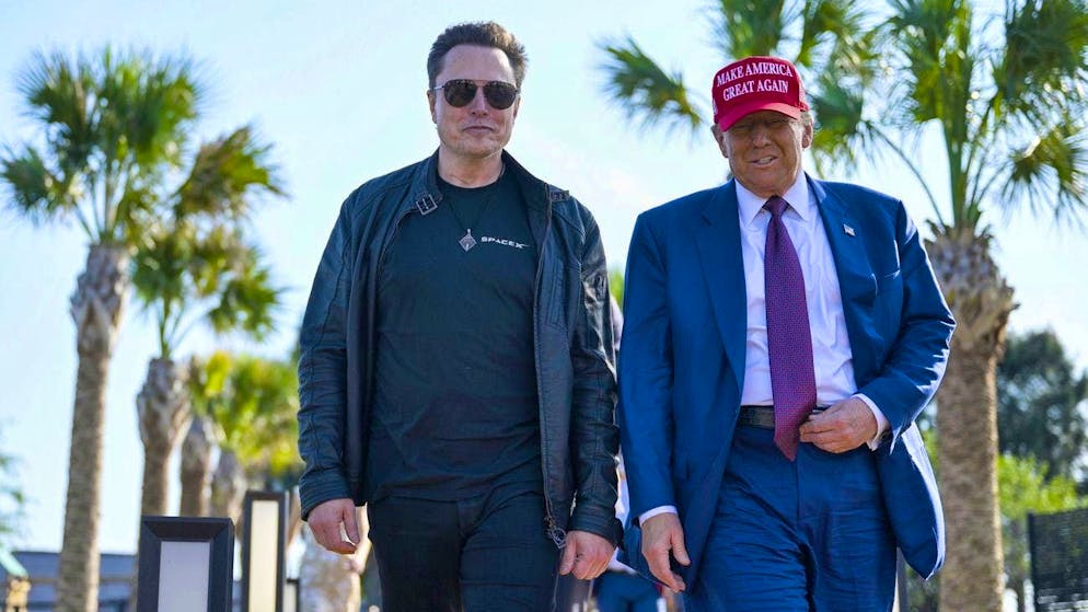 Inseparable: US President-elect Donald Trump (r.) with tech billionaire Elon Musk, who is supposed to help him cut government spending and has become a close confidant of the Republican. (archive picture)