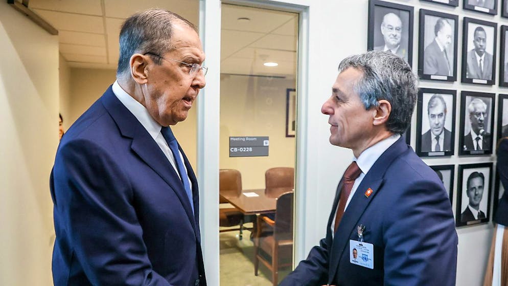 "Les deux parties ont échangé leurs points de vue sur le conflit ukrainien. Le ministre a expliqué en détail la position russe sur le règlement de la situation", a déclaré le ministère russe des Affaires étrangères dans un communiqué. Ici MM. Cassis et Lavrov en janvier dernier à l'ONU à New York.