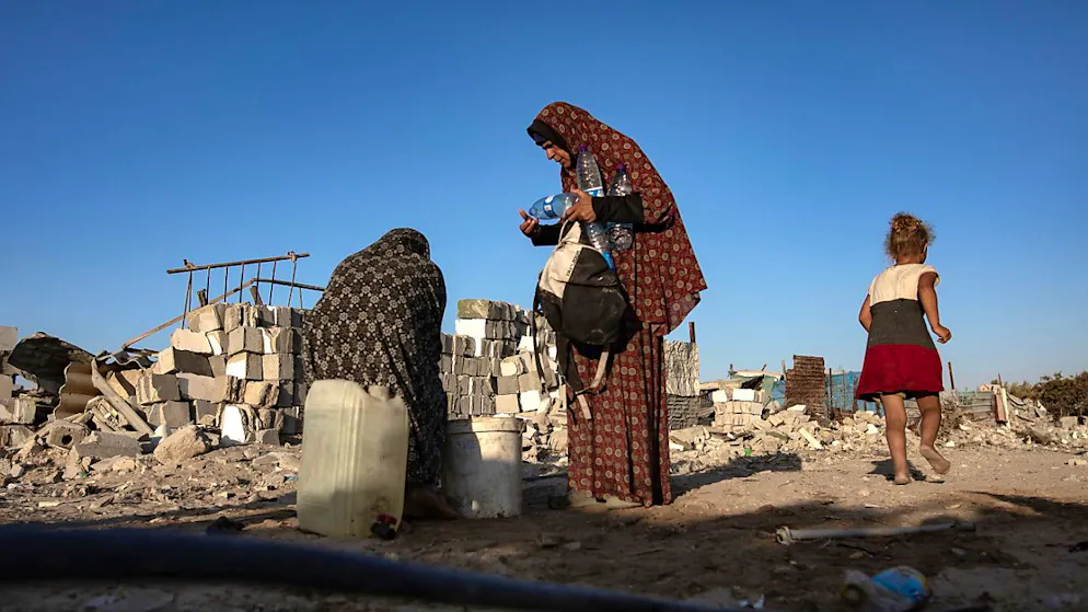 Gaza: MSF accuse Israël de «nettoyage ethnique», HRW de «génocide» - Gallery. Dans un nouveau rapport publié jeudi, une autre ONG, Human Rights Watch (HRW) accuse Israël de commettre des "actes de génocide" dans la bande de Gaza en restreignant délibérément l'accès à l'eau des Palestiniens.