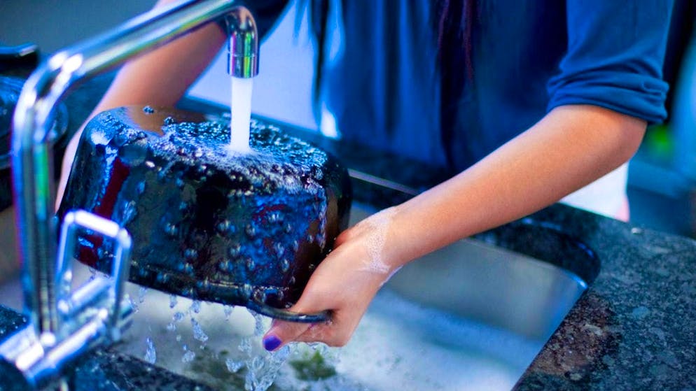 Support is to be provided for household help, for example. (symbolic image)