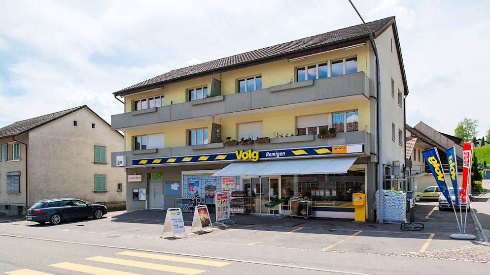 Una mozione che verrà trattata oggi dal Consiglio degli Stati chiede l'apertura domenicale dei negozi di prossimità.