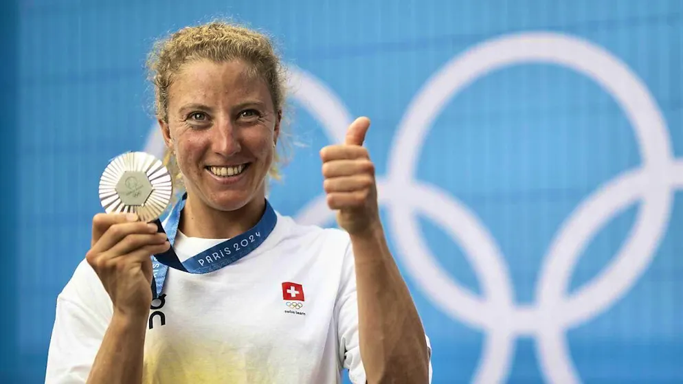 One quintet each challenges the 2023 award winners - Gallery. The Ticino native will be challenged by Julie Derron, Olympic silver medalist in triathlon...