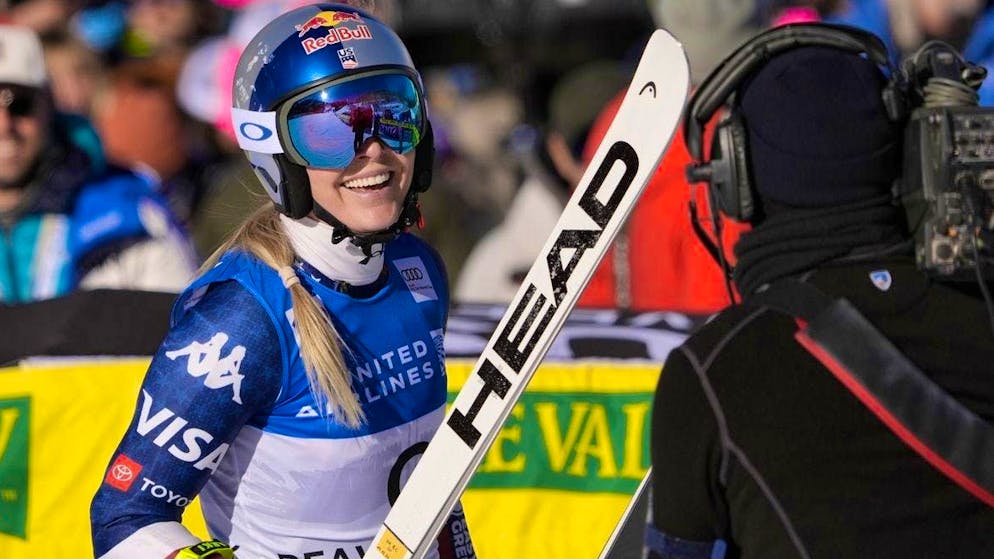Lindsey Vonn returns to the Ski World Cup after almost six years.
