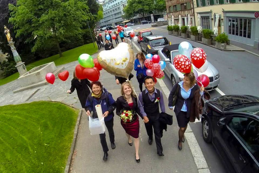 SRF-Auswanderer Isabelle und Leo Alvarado. Gutes Omen: Die Hochzeit fand am 30. Hochzeitstag von Isabelles Eltern statt.