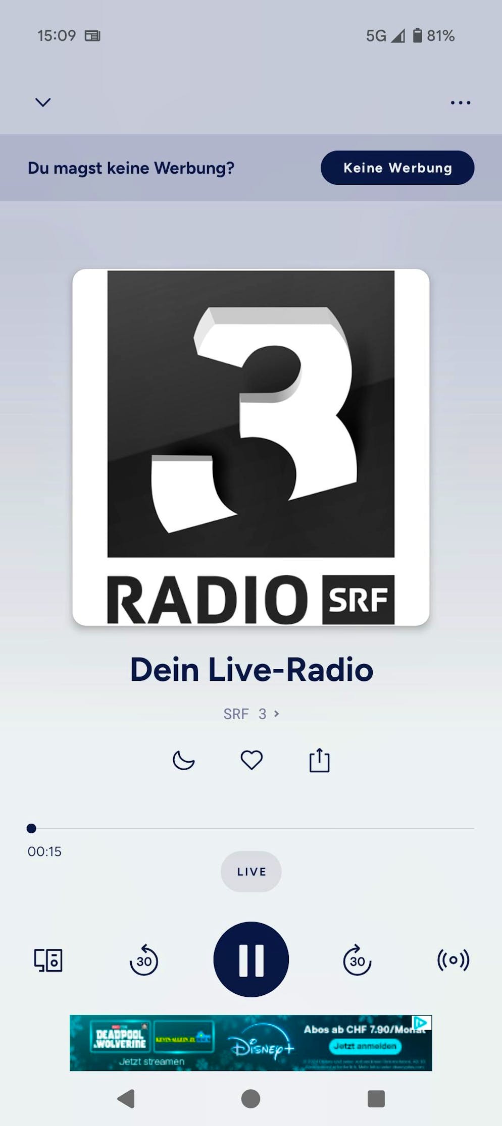 In TuneIn, you can keep track of your radio stations while driving thanks to the large buttons.