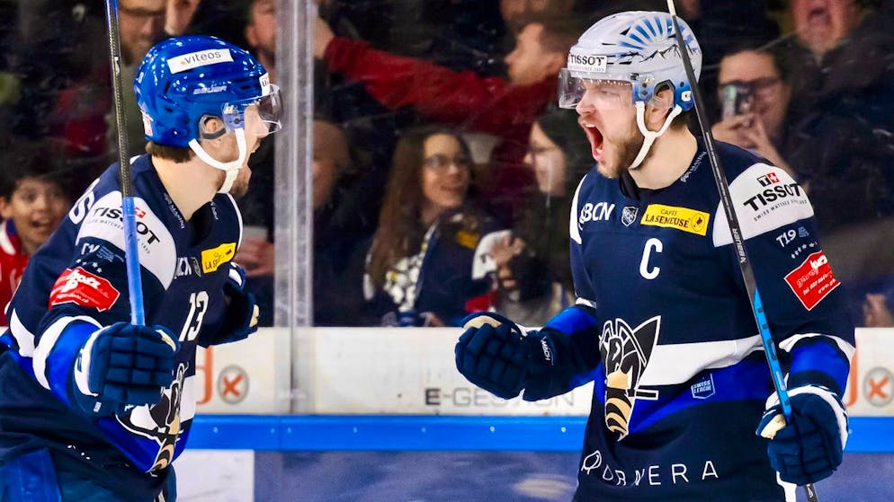 Sondre Olden (à gauche) et le HCC n’ont fait qu’une bouchée de Sierre (archive).