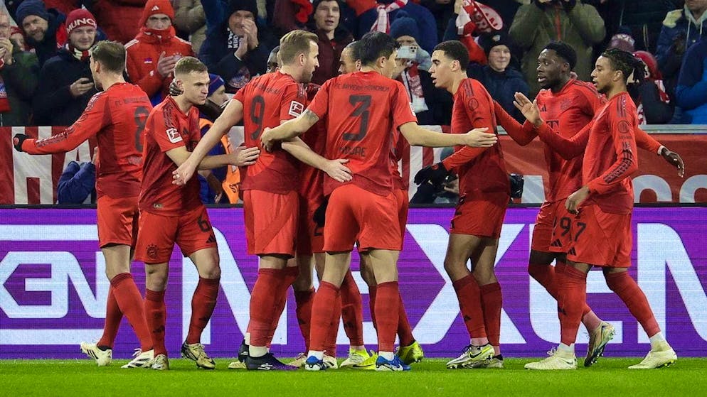 Bayern Munich score five times against RB Leipzig.