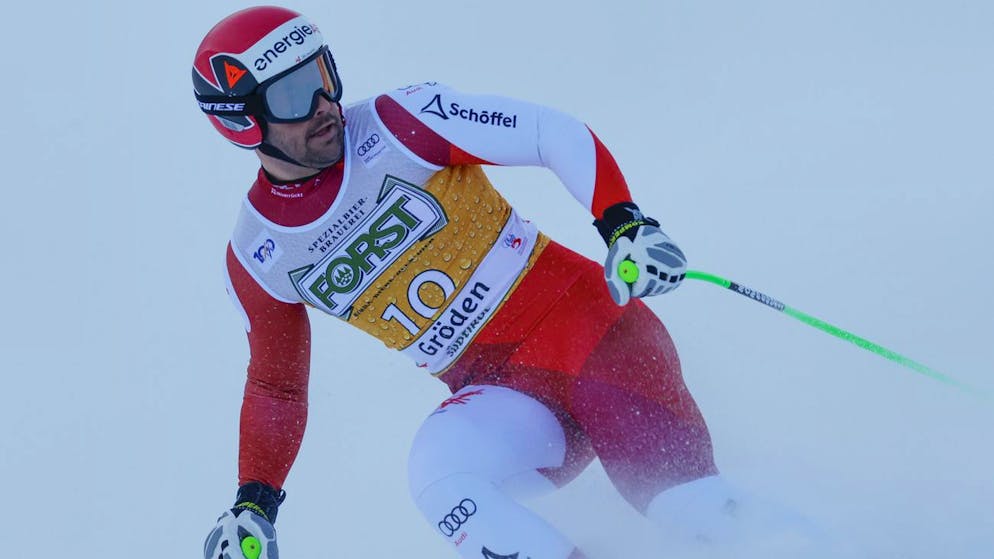 Vincent Kriechmayr handelt sich in der Abfahrt von Gröden über zwei Sekunden Rückstand ein.