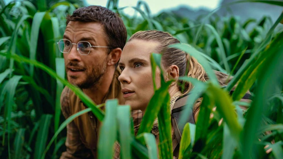 These movies are waiting for you in 2025. Jonathan Bailey and Scarlett Johansson play the protagonists in the seventh installment of the "Jurassic" series.