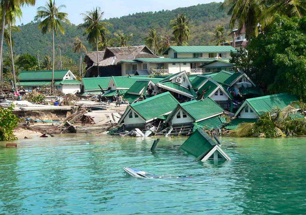 Auch auf thailändischen Inseln wie Koh Phi Phi hatte der Tsunami katastrophale Folgen.