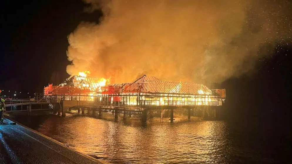 Incendie sur le lac de Constance. La mythique Badhütte de Rorschach part en fumée