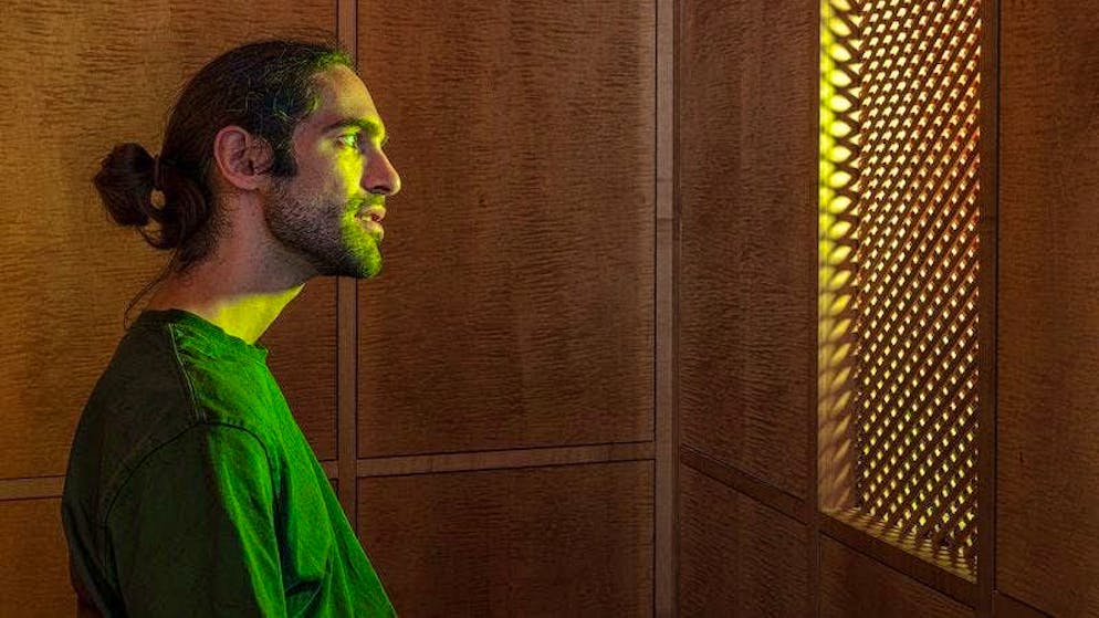In St. Peter's Chapel, an AI Jesus was created as an experimental art installation using artificial intelligence, offering everything in the confessional: listening empathetically, nodding gently, speaking kindly.
