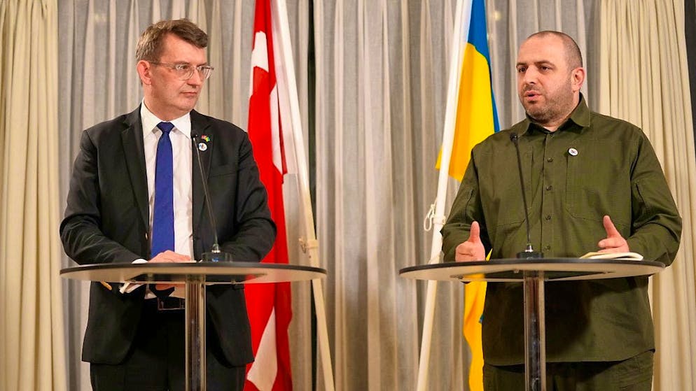 ARCHIVE - Denmark's Defense Minister Troels Lund Poulsen (l) attends a press conference. Photo: Ida Marie Odgaard/Ritzau Scanpix Foto/AP/dpa