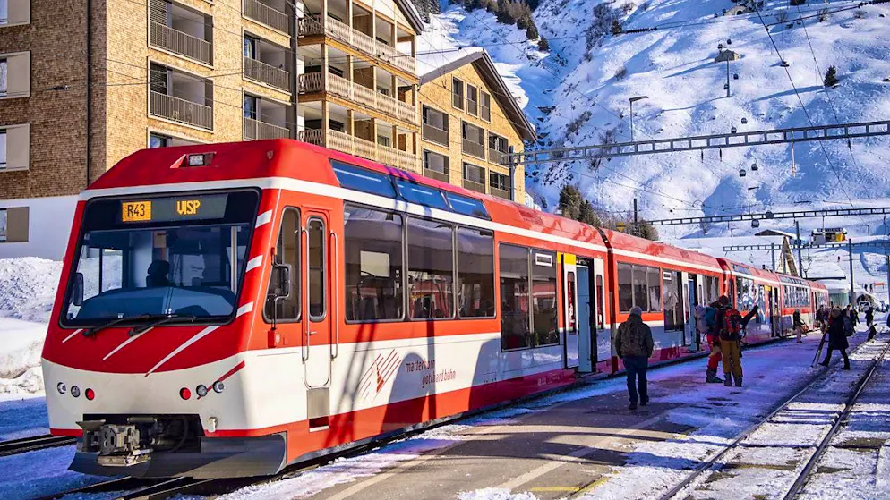 The Matterhorn Gotthard Bahn derailed on the route between Visp and Zermatt (symbolic image)